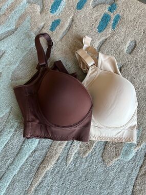 Everyday Seamless Support Bra in Brown and Cream